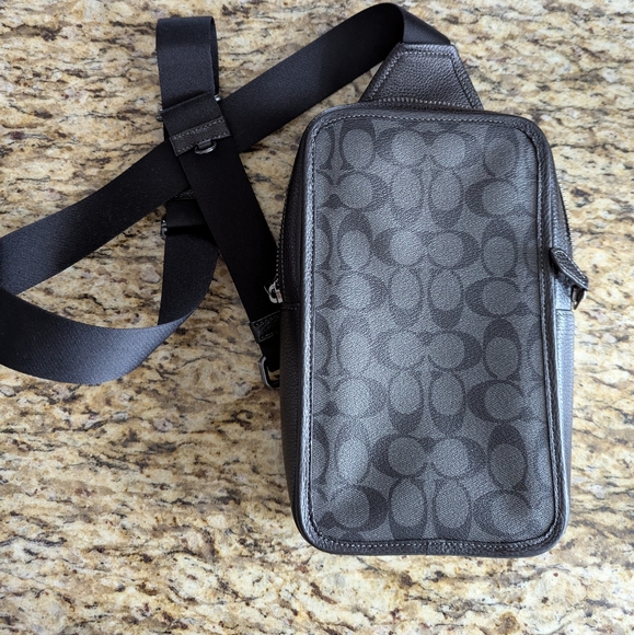 Coach Black Crossbody Bag - Picture 1 of 5